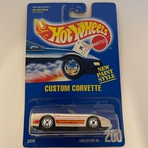Hot Wheels 1991 Collector #200 Custom White Corvette 1:64 Diecast NEW NOC